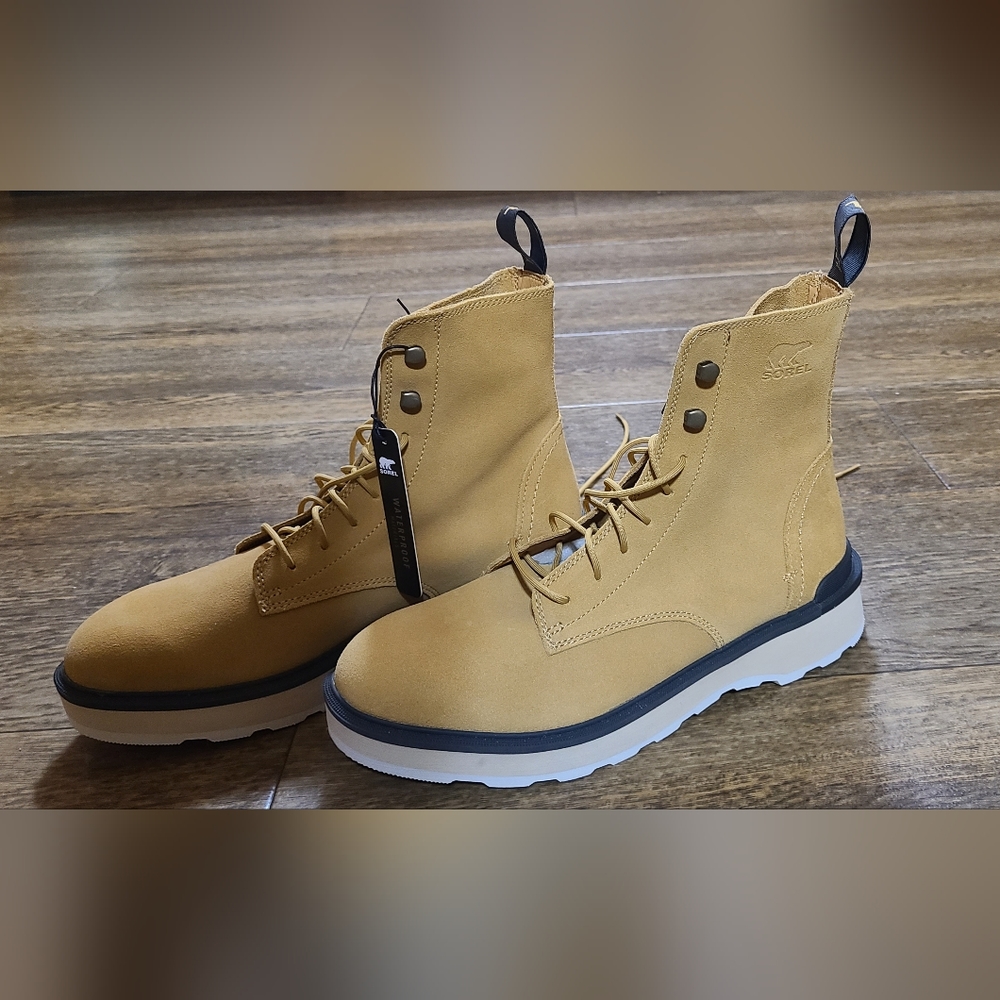 NWT Sorel HI-Line lace up boot size 10